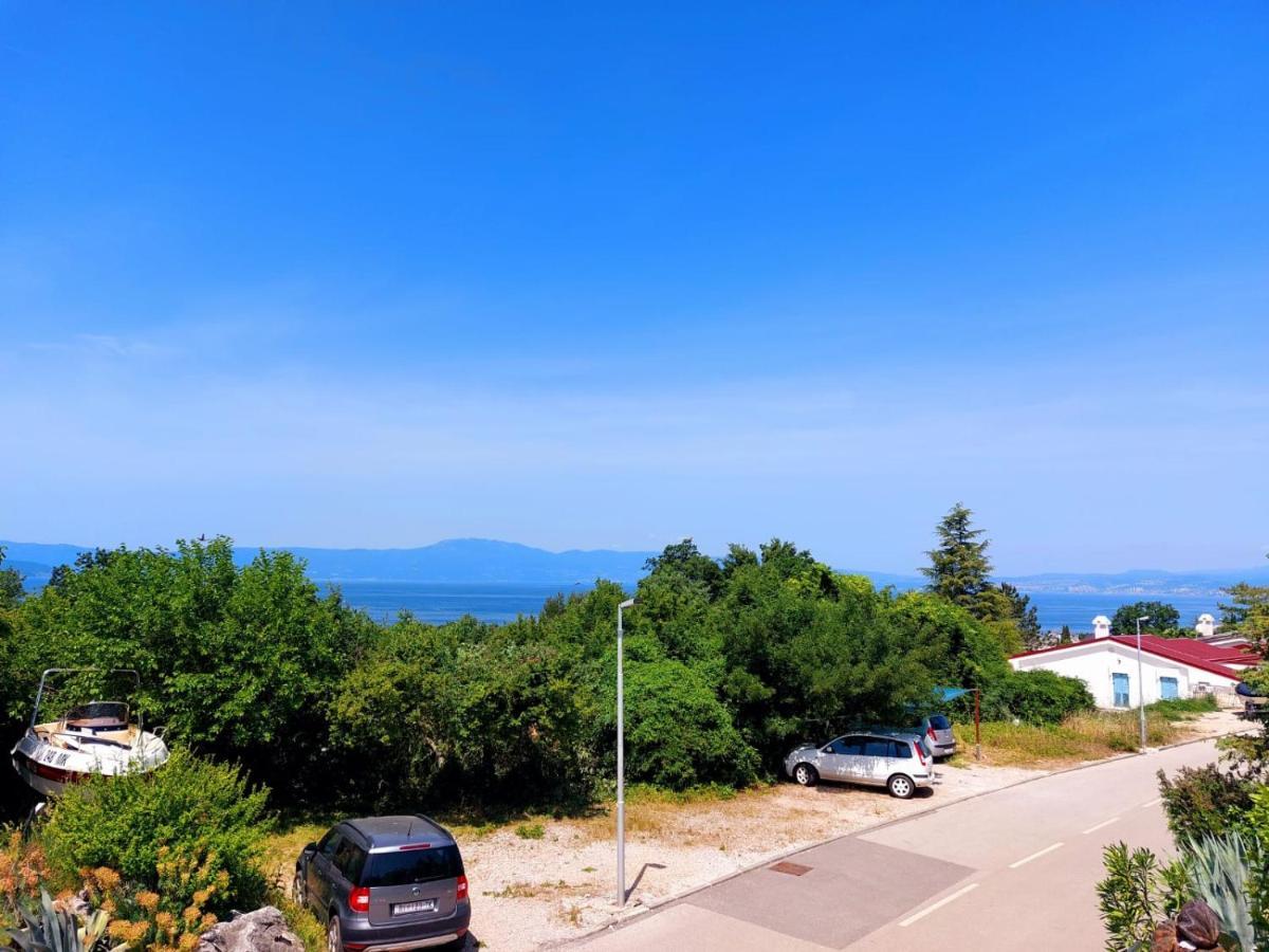 Apartments Z Njivice Ngoại thất bức ảnh